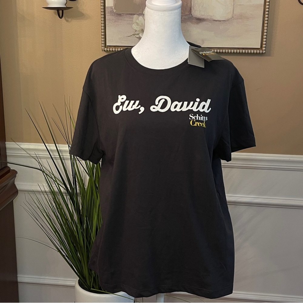 NEW 🌺 Ew, David Schitt's Creek Black Graphic T-Shirt UNISEX
